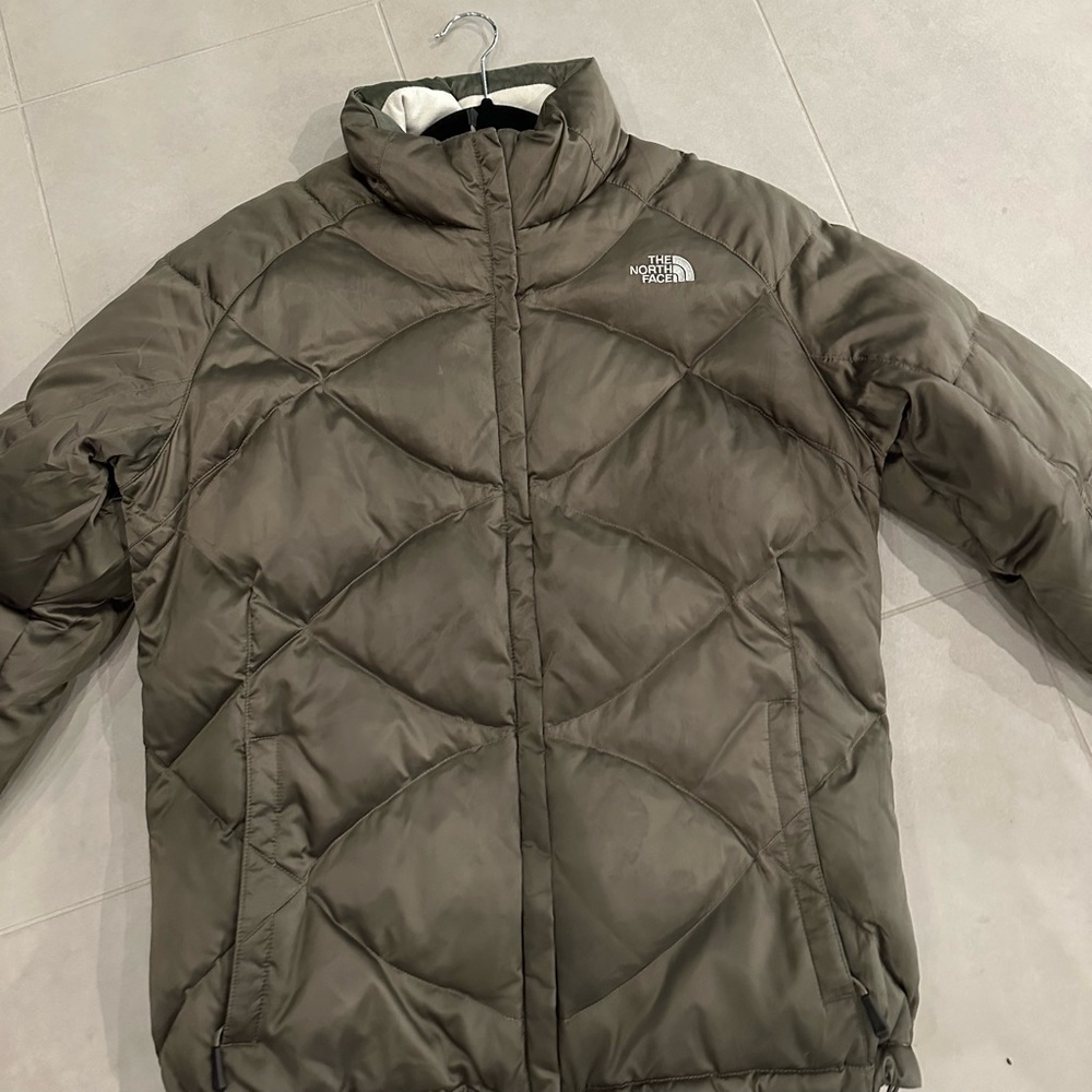 Dark Green NorthFace 550 Puffer Jacket